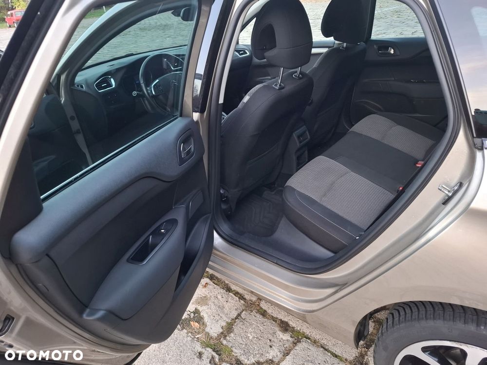 Citroën C4 - 17