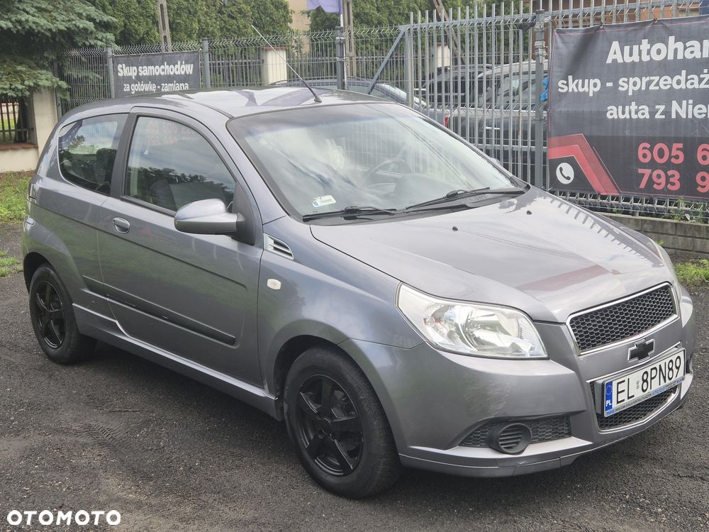 Chevrolet Aveo - 2