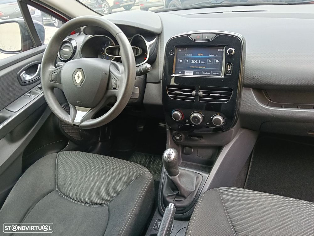 Renault Clio 1.5 dCi Dynamique S - 12