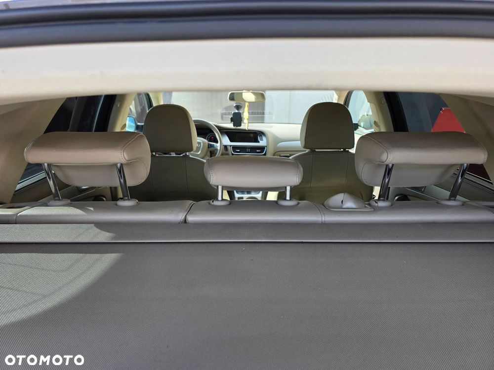 Audi A4 Avant 2.0 TDI - 26