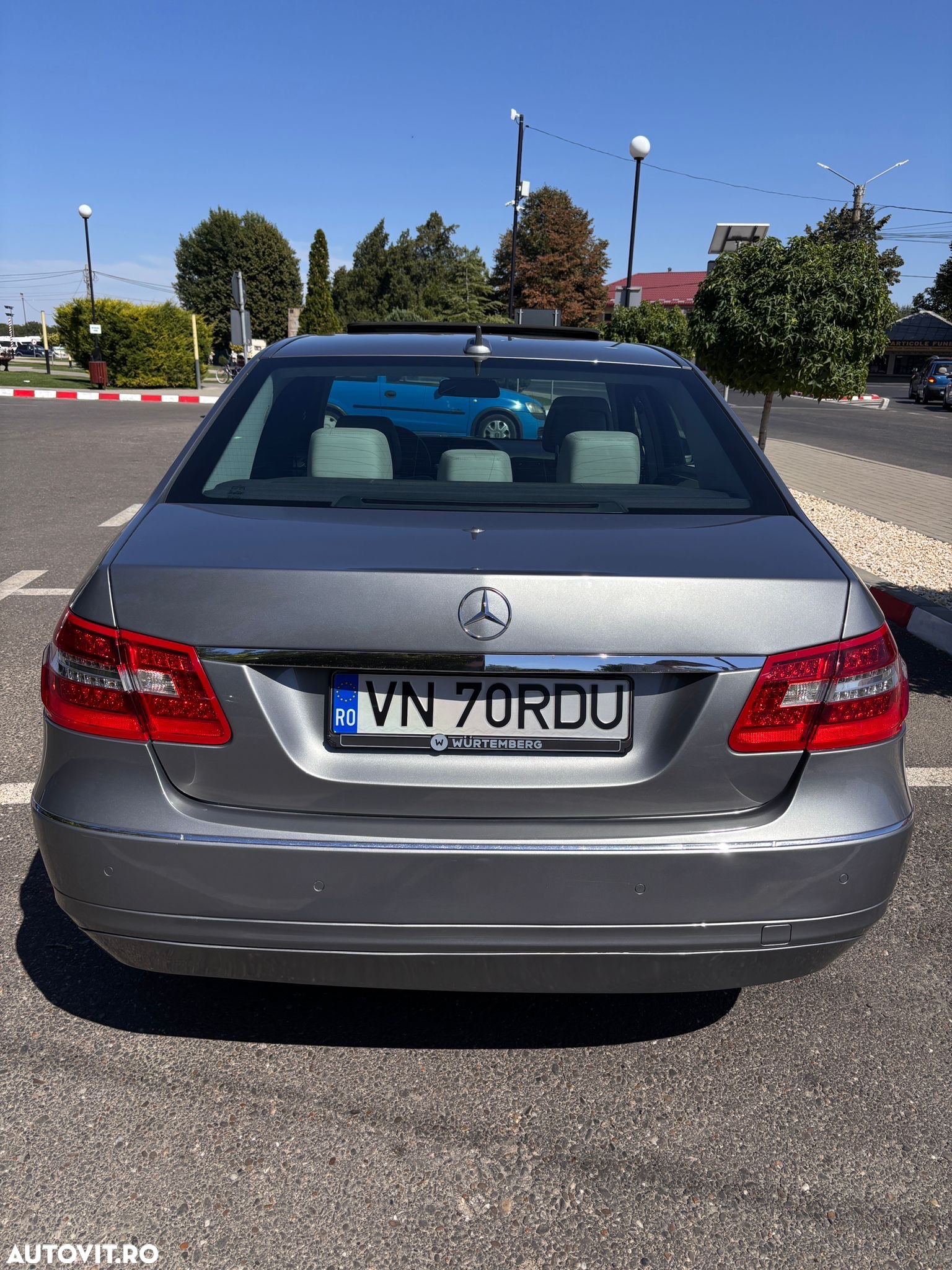 Mercedes-Benz E 220 CDI BlueEfficiency Aut. - 4