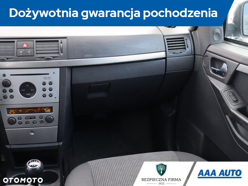 Opel Meriva - 9
