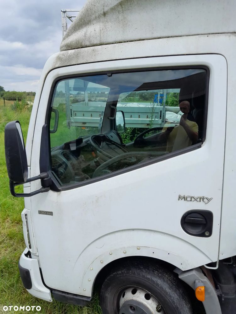 Drzwi lewe gołe Renault Maxity 08r - 1