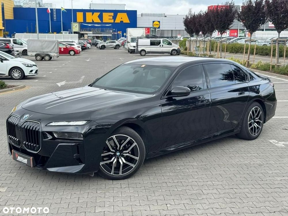 BMW Seria 7 750i xDrive - 4