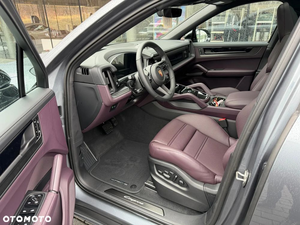 Porsche Cayenne E-Hybrid PHEV Black Edition - 17