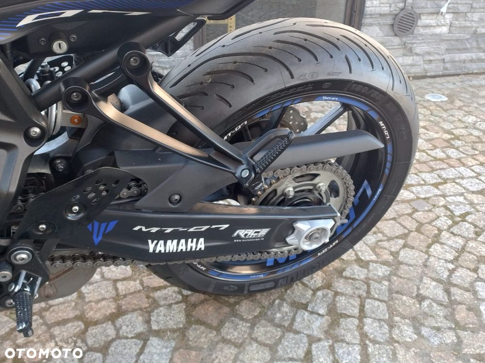 Yamaha MT - 9
