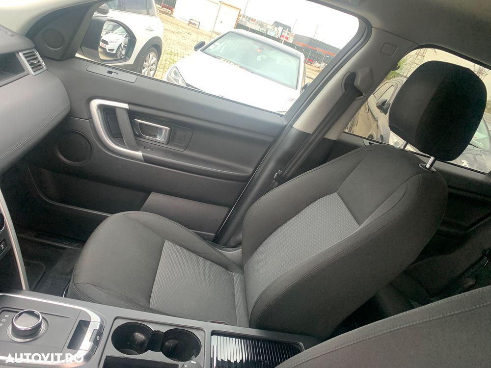 Land Rover Discovery Sport - 21