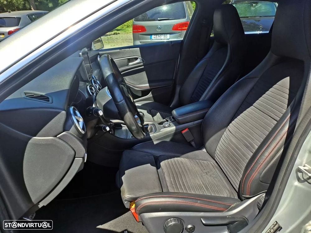 Mercedes-Benz CLA 180 d Shooting Brake AMG Line - 11