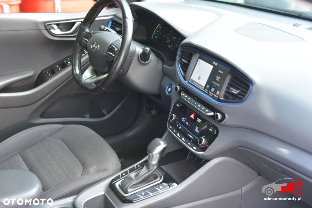 Hyundai IONIQ - 24