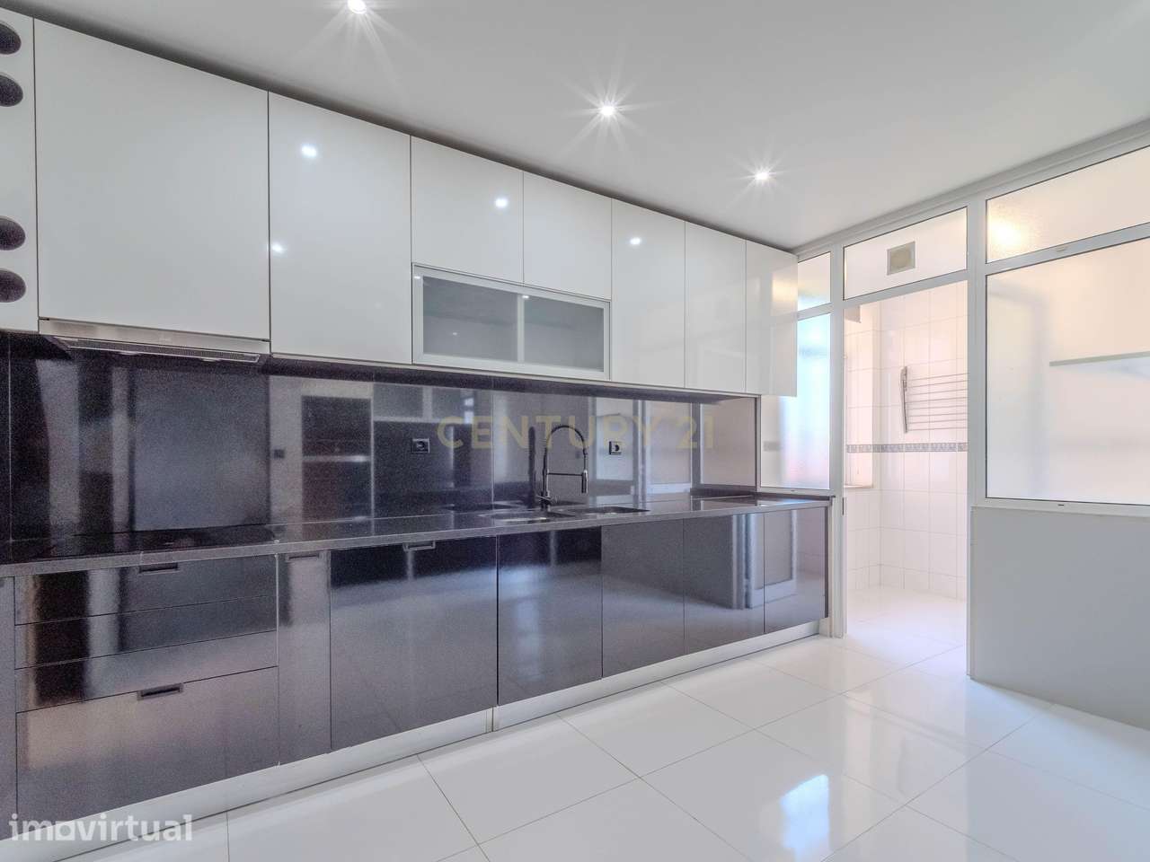 Apartamento Renovado T3 em Rio Tinto - Grande imagem: 2/29