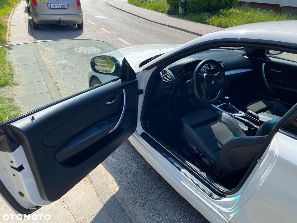 BMW Seria 1 116d DPF - 16
