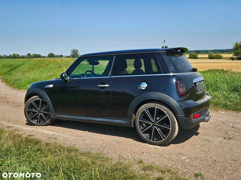 MINI John Cooper Works - 3