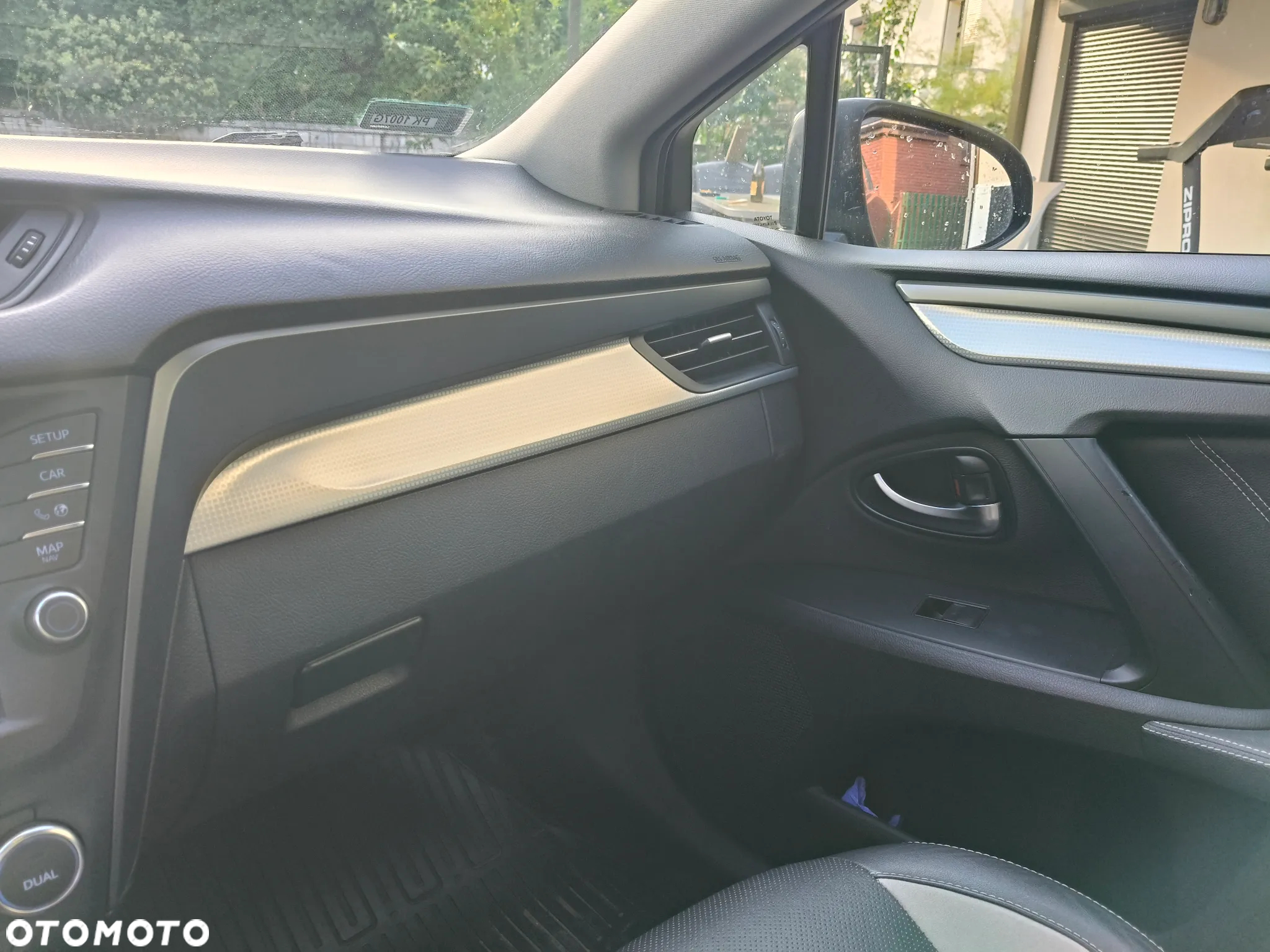 Toyota Avensis 1.8 Premium MS - 15