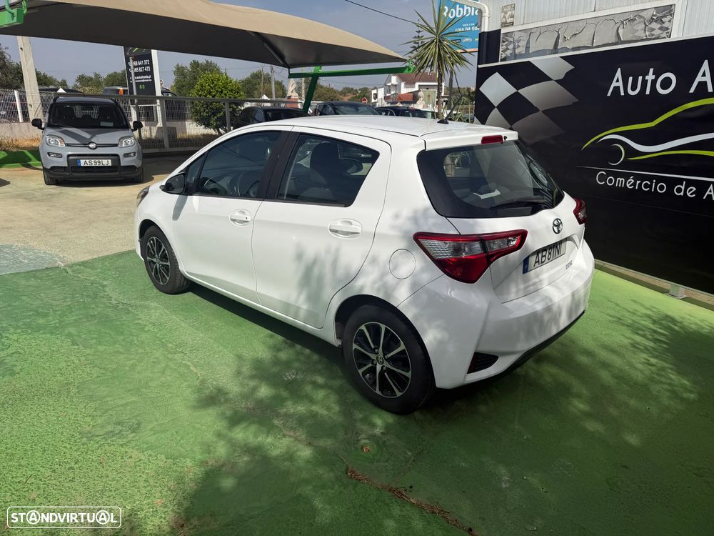 Toyota Yaris 1.0 VVT-i Comfort Plus - 4
