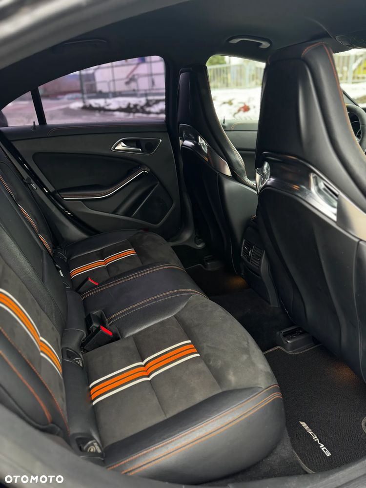 Mercedes-Benz CLA AMG 45 4-Matic - 13