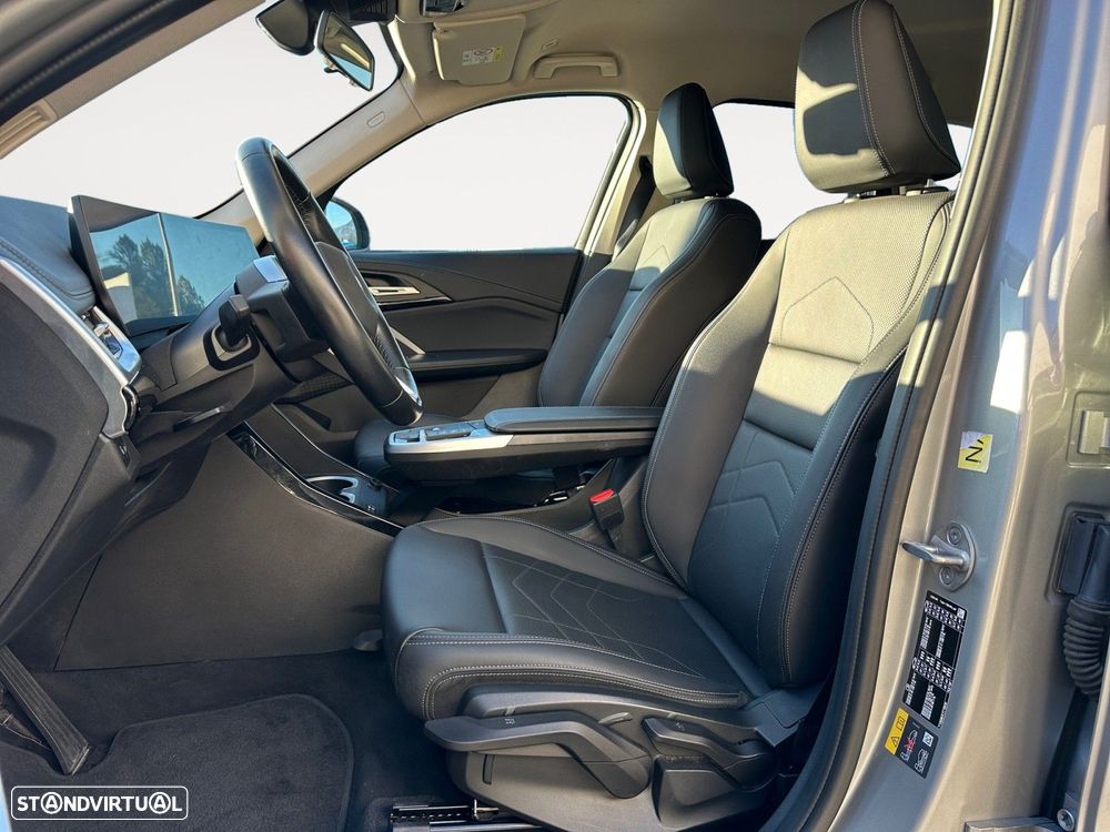 BMW iX1 eDrive20 - 9