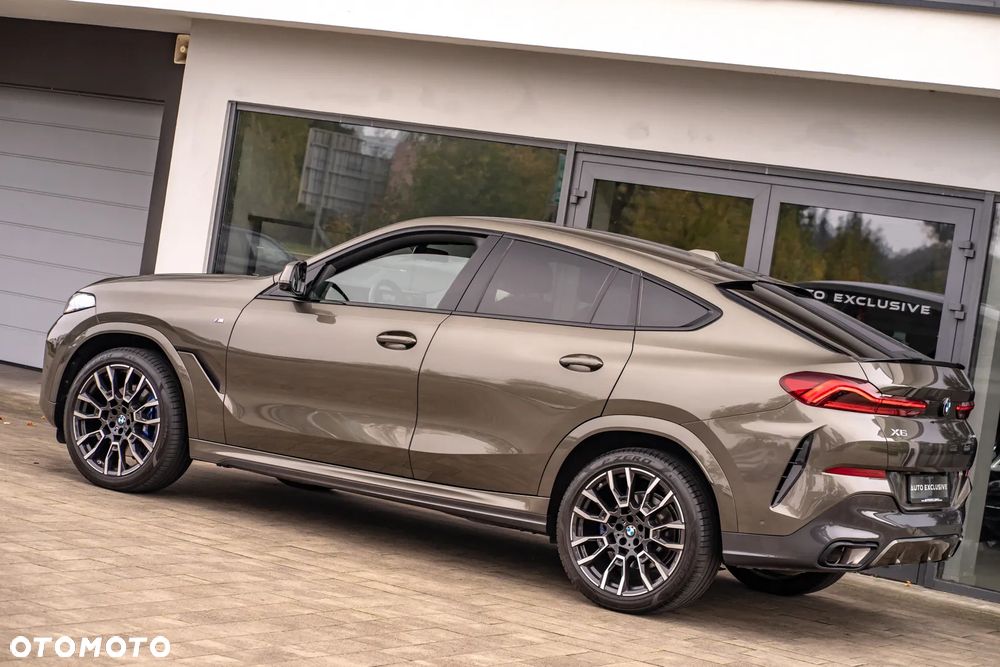 BMW X6 xDrive30d mHEV - 15