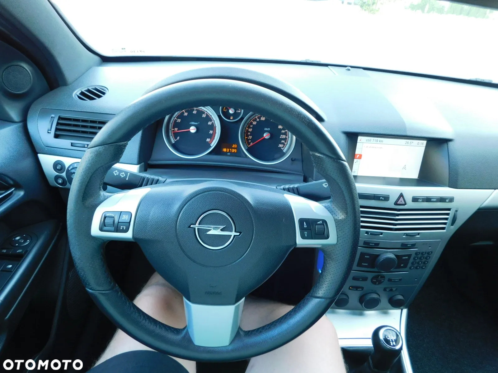 Opel Astra GTC 1.8 Cosmo - 14
