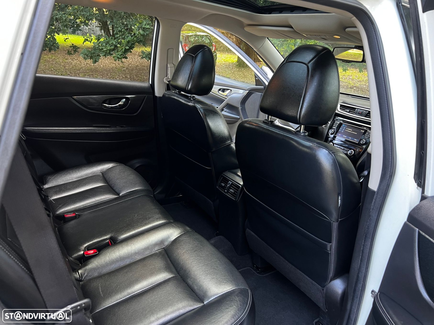 Nissan X-Trail 1.6 dCi N-Connecta - 50