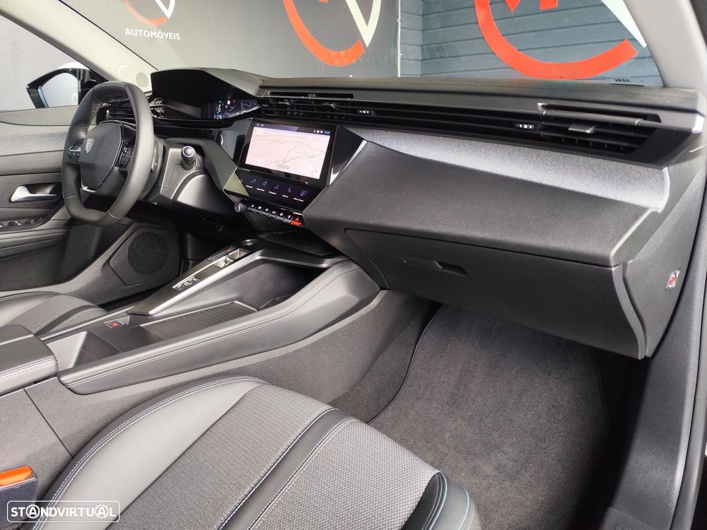 Peugeot 308 1.2 PureTech Allure EAT8 - 36