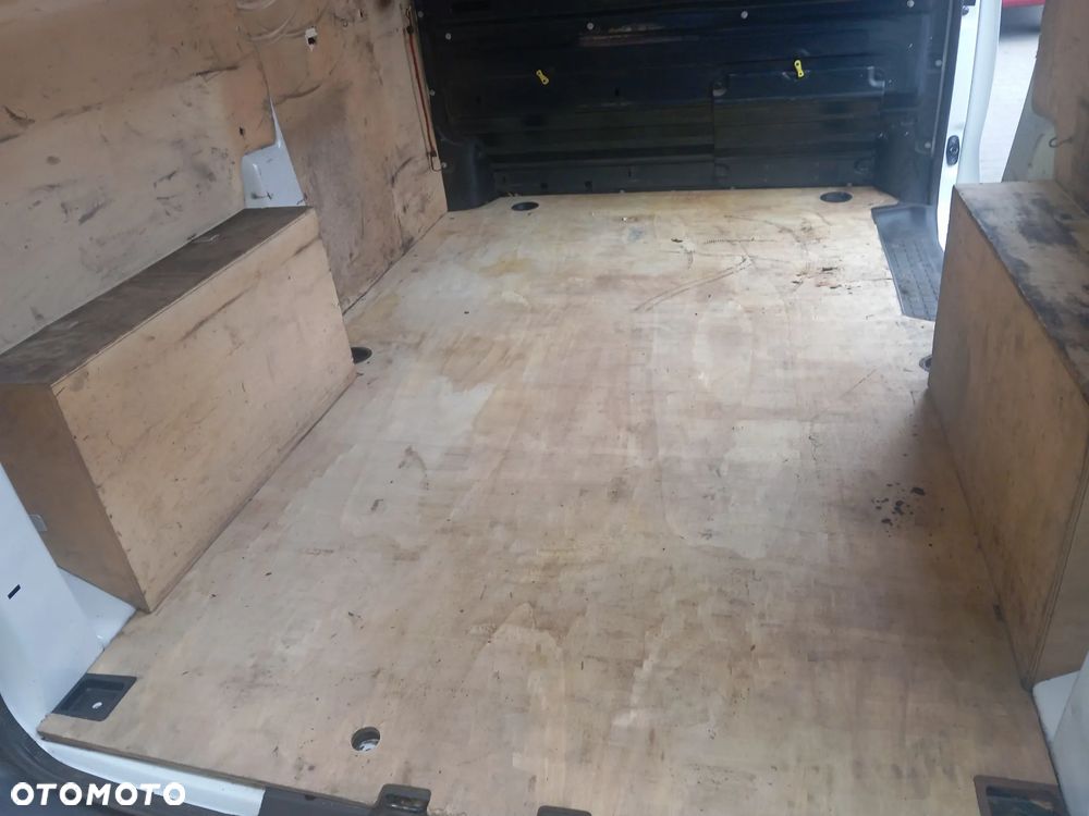 Peugeot Ekspert - 22