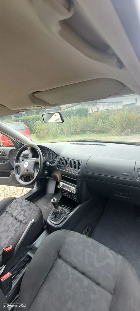 VW Golf 1.4i 25 Anos - 22
