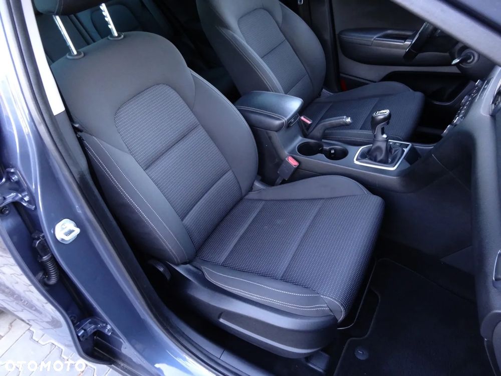 Kia Sportage 1.7 CRDI 2WD Dream-Team Edition - 25