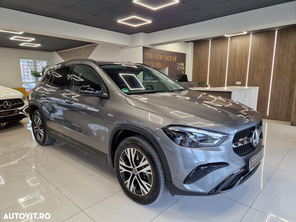Mercedes-Benz GLA 250 e 8G-DCT - 19