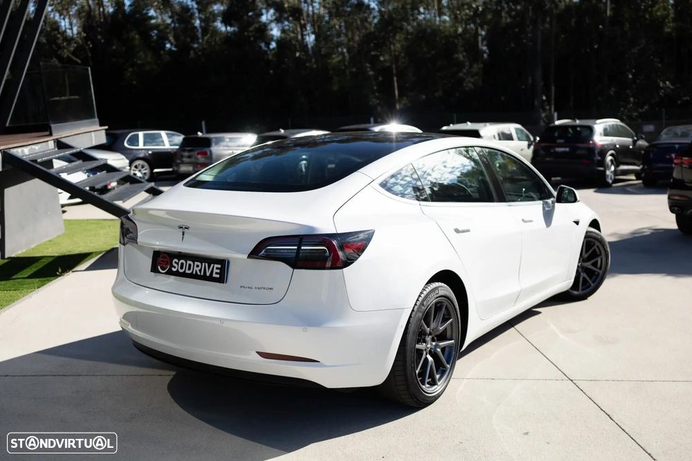 Tesla Model 3 Long Range AWD Dual Motor - 17