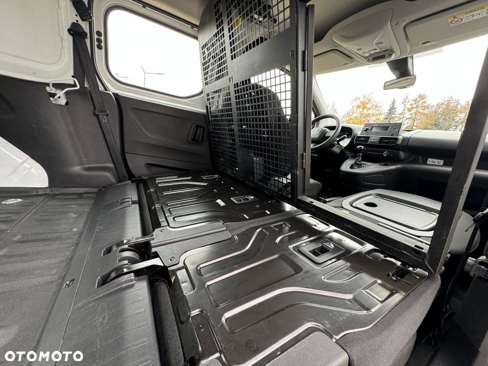 Toyota Proace City 1.5 D-4D Long 2,3t Active (bryg.) - 15