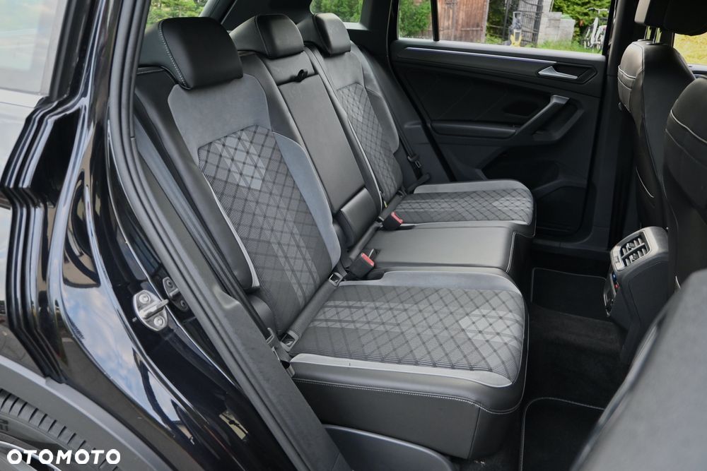 Volkswagen Tiguan 2.0 TDI SCR 4Mot R-Line DSG - 32