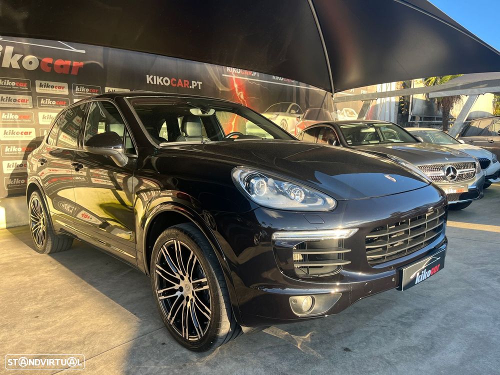 Porsche Cayenne Standard - 2