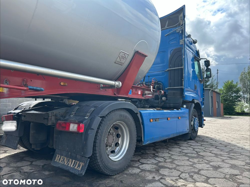Renault Premium - 4