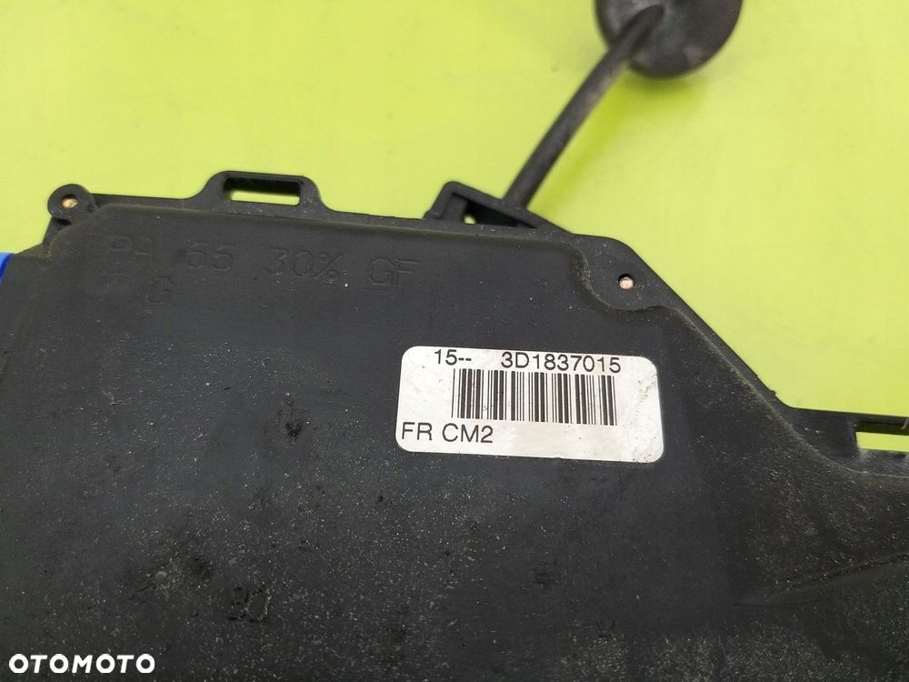 Zamek drzwi przód lewy VW Golf V 2003-2008 - 3