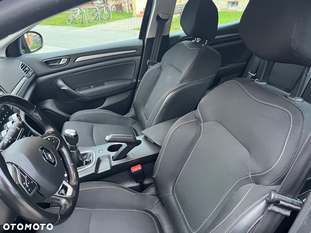 Renault Megane 1.5 Blue dCi Intens - 25