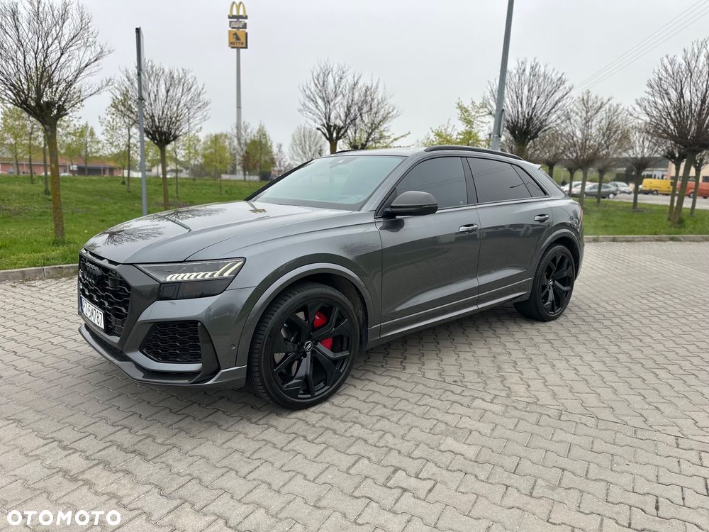 Audi RS Q8 - 2