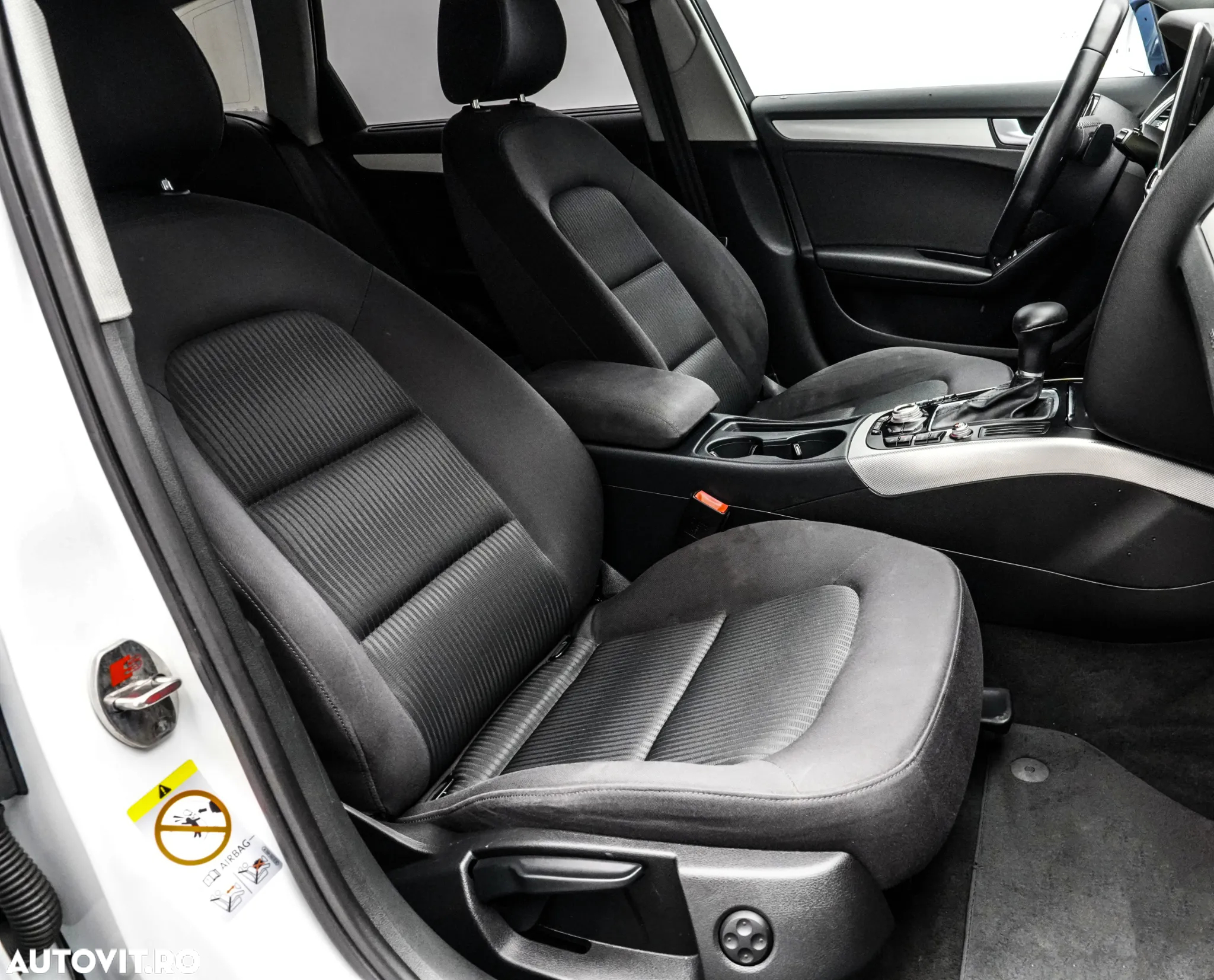 Audi A4 Avant 2.0 TDI quattro Stronic - 12