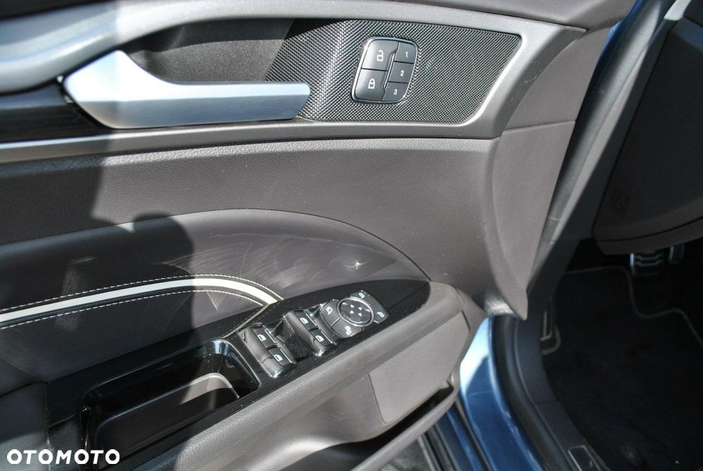 Ford Mondeo 2.0 EcoBlue Vignale - 15