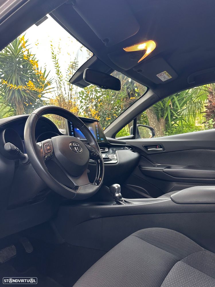 Toyota C-HR 1.8 HSD Exclusive - 8