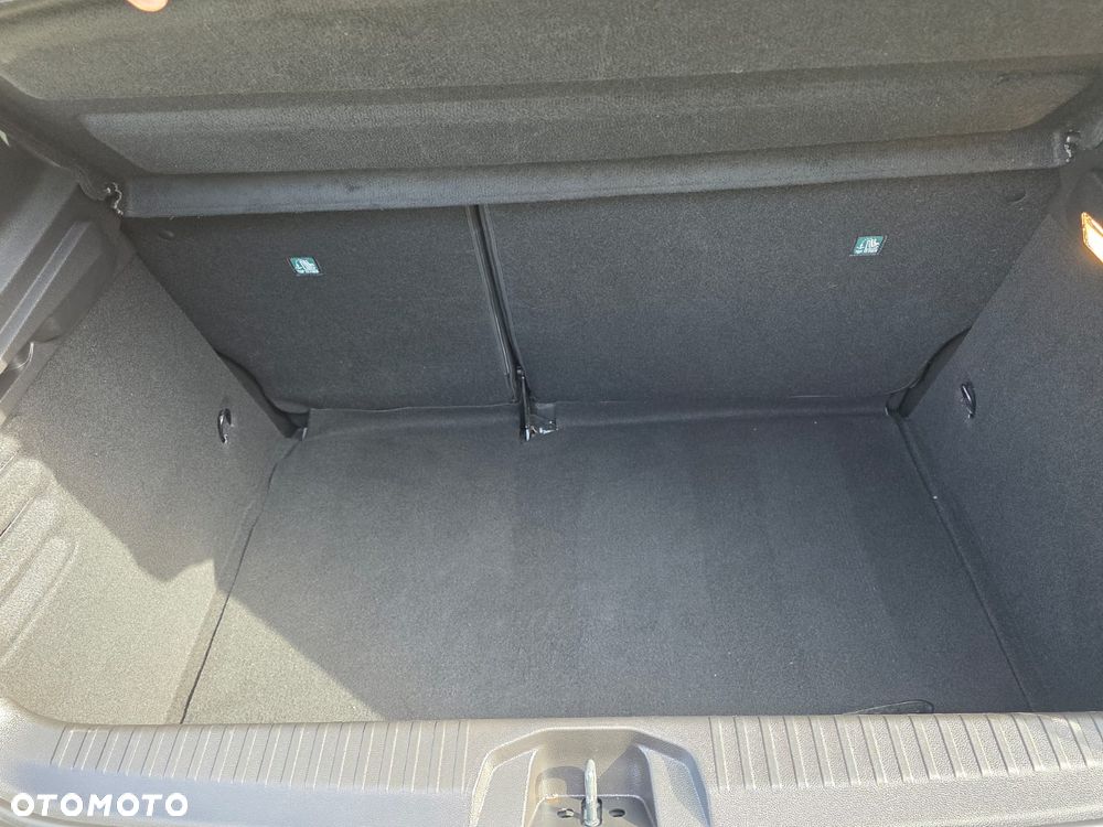Renault Clio - 18