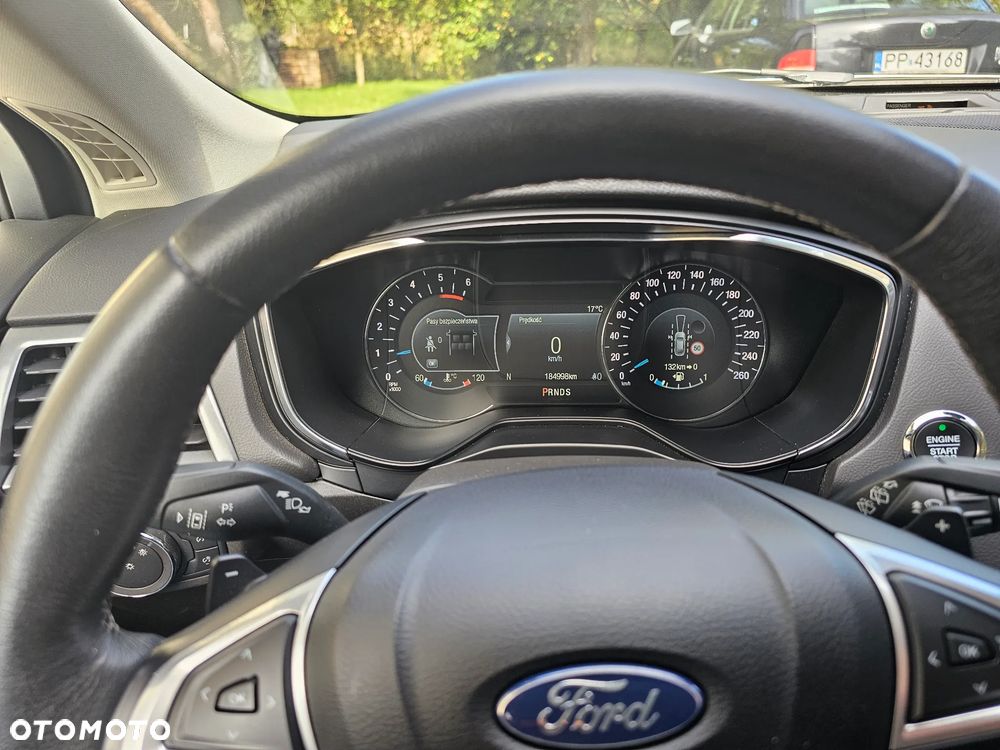Ford Mondeo 2.0 TDCi Titanium PowerShift - 11