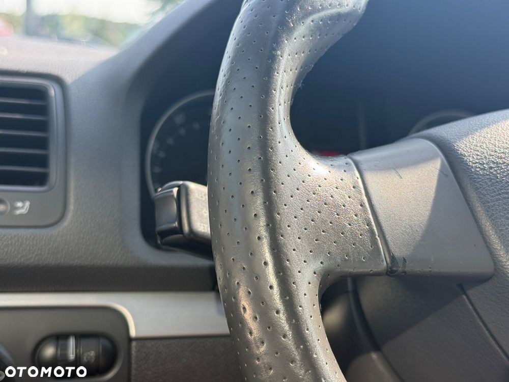 Volkswagen Golf 2.0 TSI GTI - 25