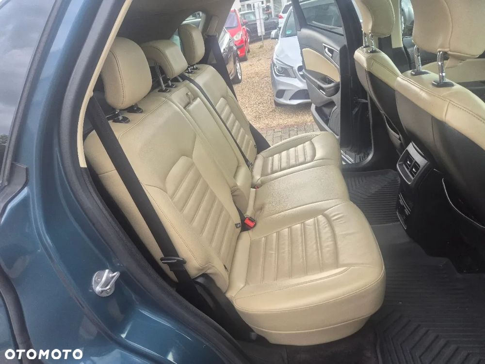 Ford Edge - 18