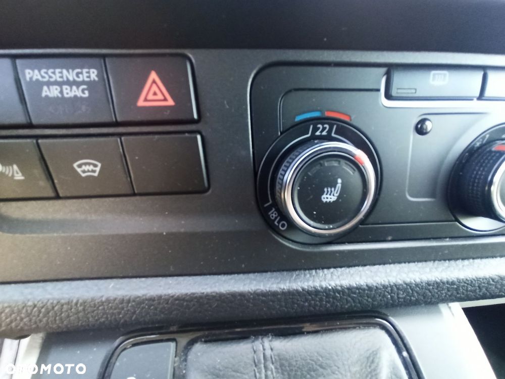 Volkswagen Transporter - 12