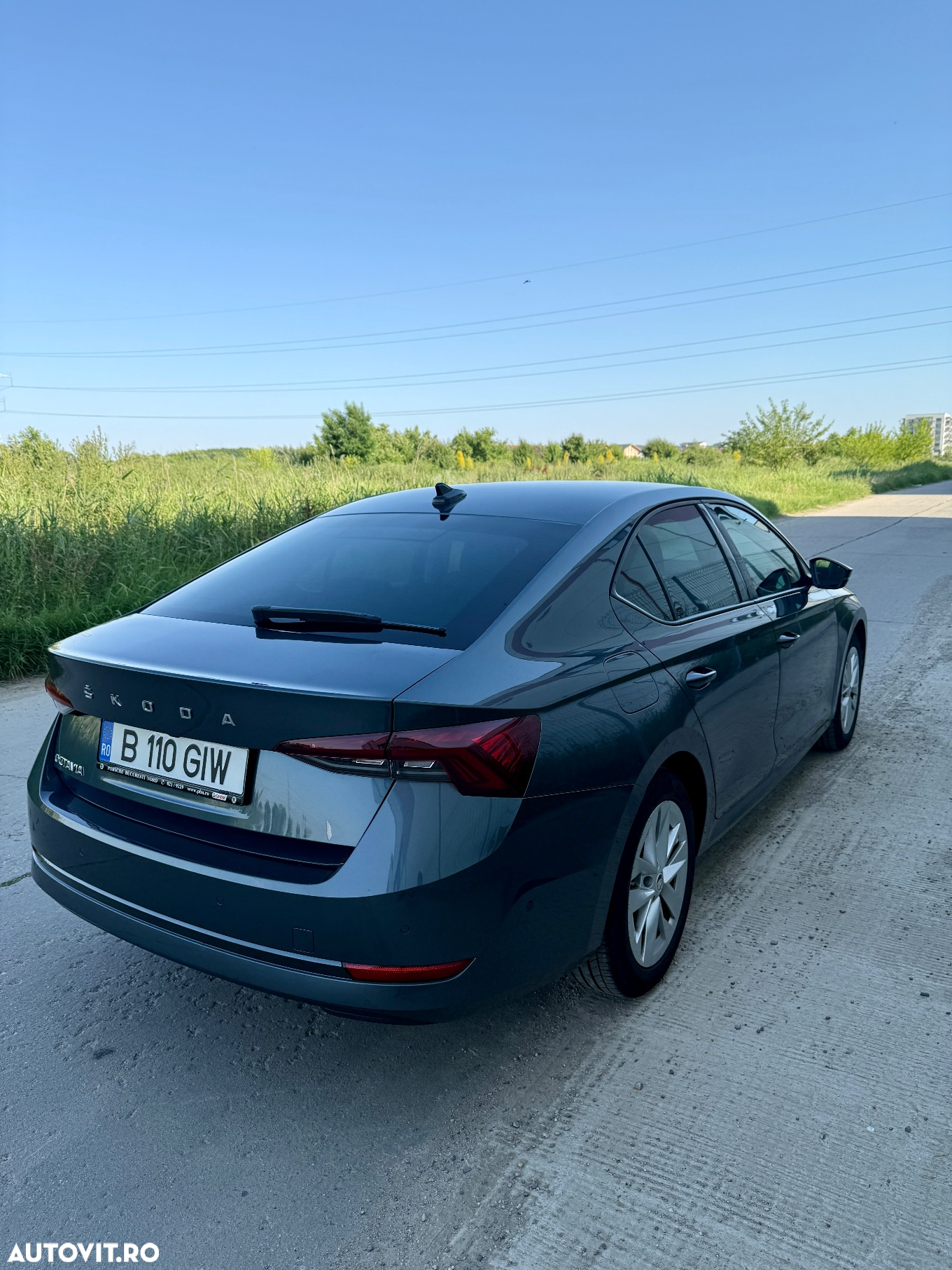 Skoda Octavia 2.0 TDI DSG Style - 4