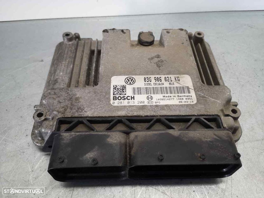 CENTRALINA DO MOTOR UCE VOLKSWAGEN GOLF V 1K110.2003 - 1