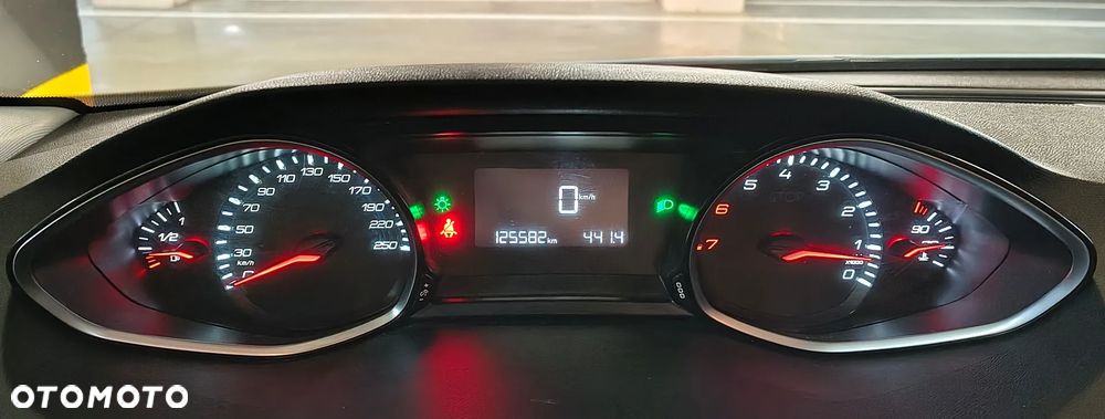 Peugeot 308 1.6 THP Active - 19