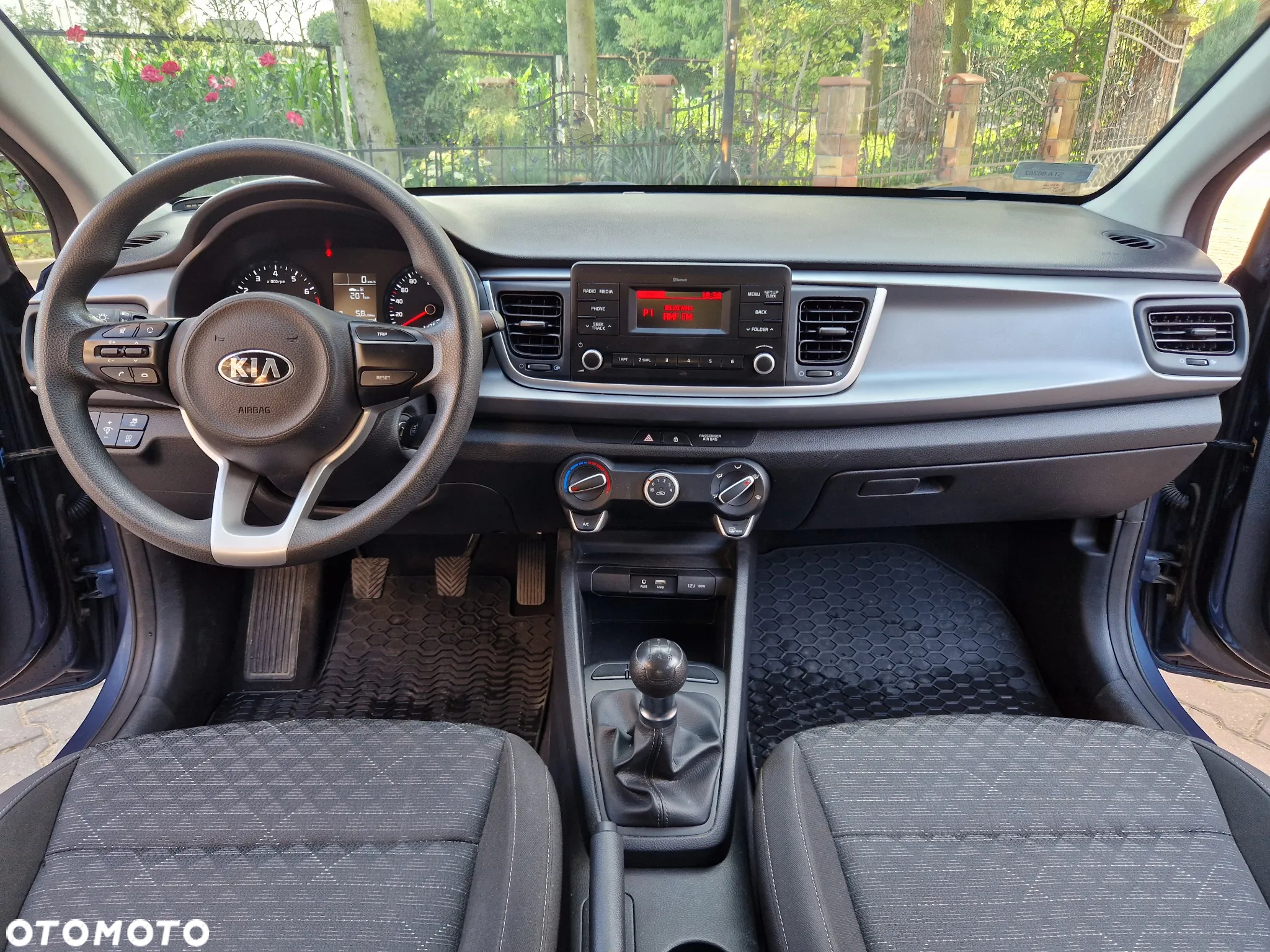 Kia Rio 1.2 L - 18