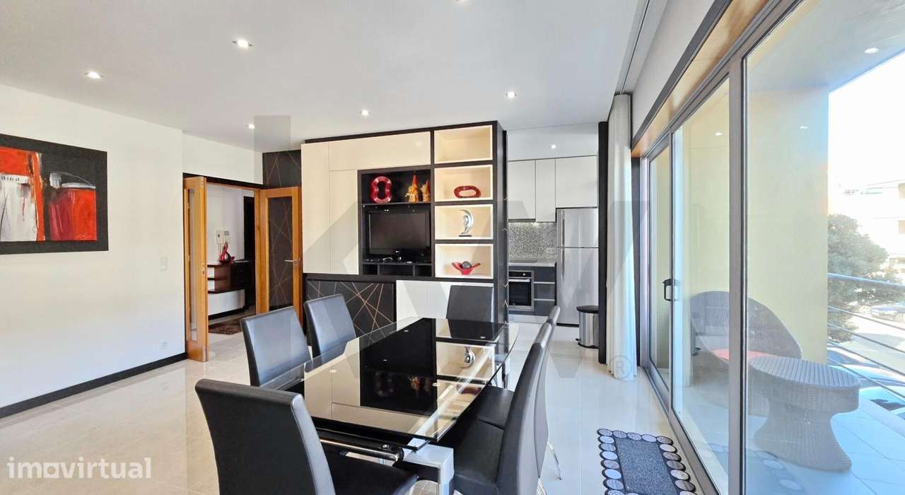 Apartamento T1+1 na Praia da Barra com Piscina e Garagem - Grande imagem: 5/46