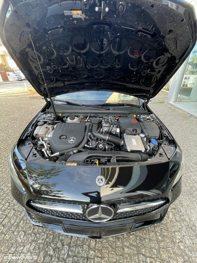 Mercedes-Benz A 250 Limousine e AMG Line - 30